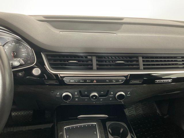 used 2019 Audi Q7 car, priced at $19,589
