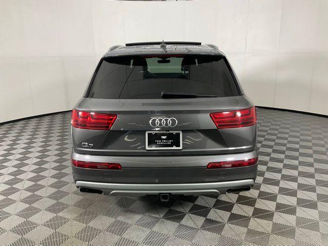 used 2019 Audi Q7 car, priced at $19,589