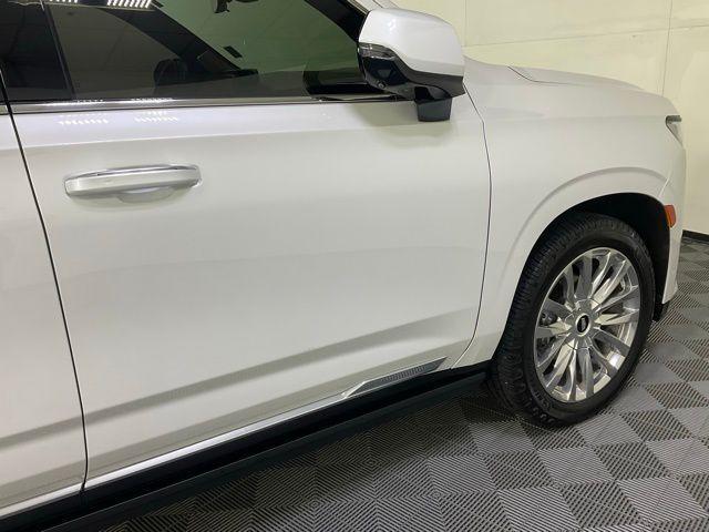 used 2022 Cadillac Escalade ESV car, priced at $63,947