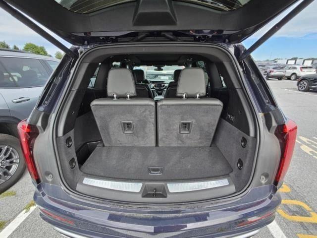 used 2025 Cadillac XT6 car, priced at $52,600