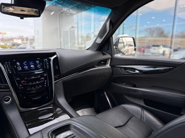 used 2019 Cadillac Escalade car, priced at $35,080