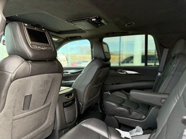 used 2019 Cadillac Escalade car, priced at $35,080