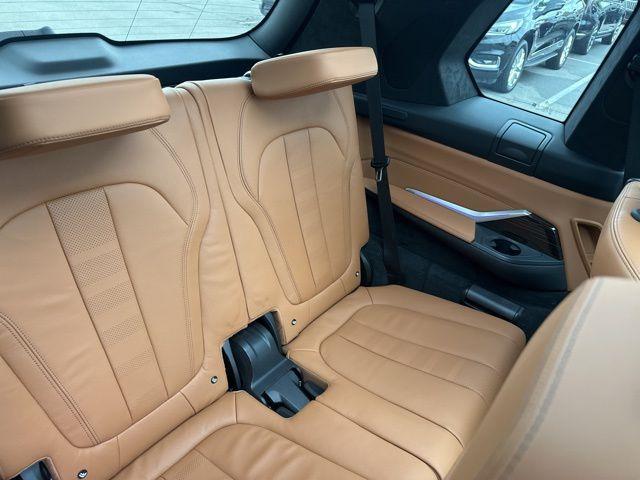 used 2021 BMW X7 car, priced at $42,754