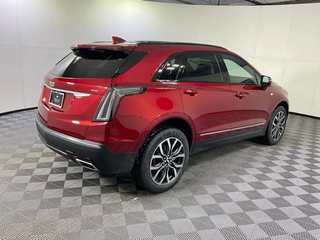 new 2025 Cadillac XT5 car, priced at $61,601