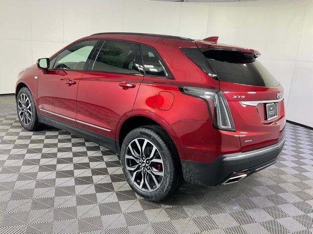 new 2025 Cadillac XT5 car, priced at $61,601