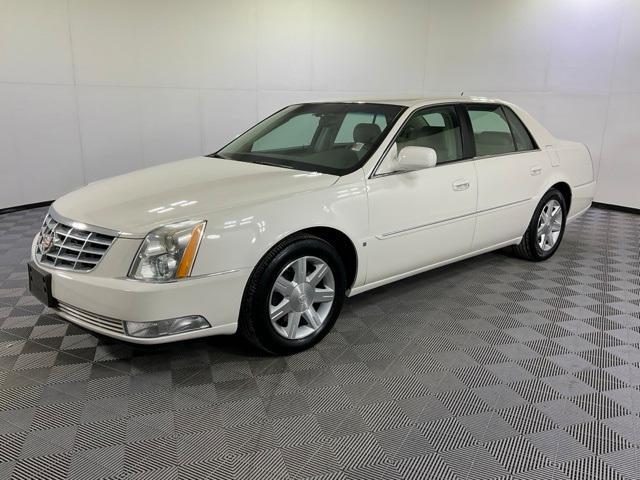 used 2006 Cadillac DTS car, priced at $7,200