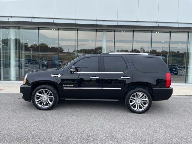 used 2014 Cadillac Escalade car, priced at $19,900