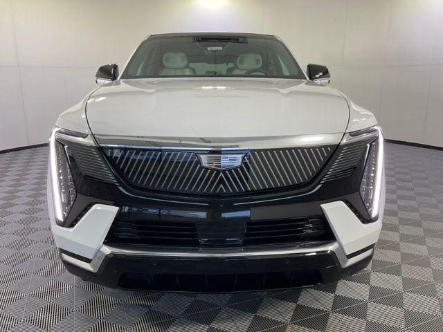 new 2025 Cadillac Escalade IQ car, priced at $129,455