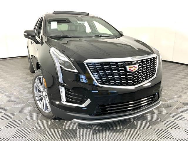 new 2025 Cadillac XT5 car, priced at $56,890