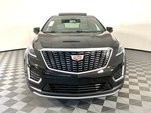 new 2025 Cadillac XT5 car, priced at $56,890