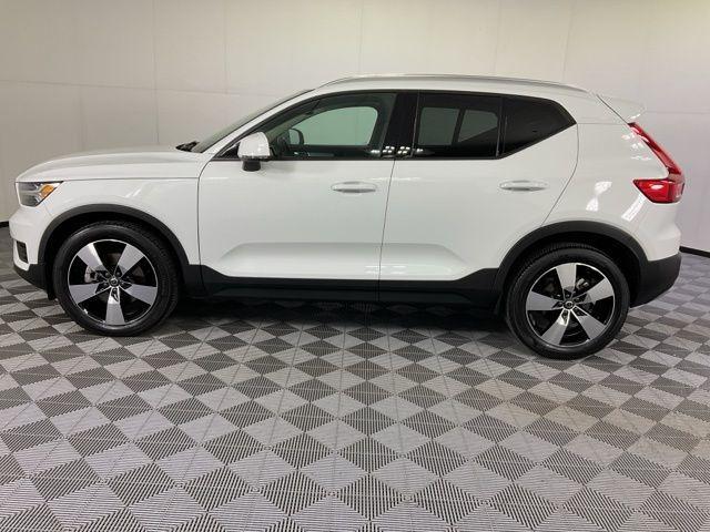 used 2020 Volvo XC40 car, priced at $25,940