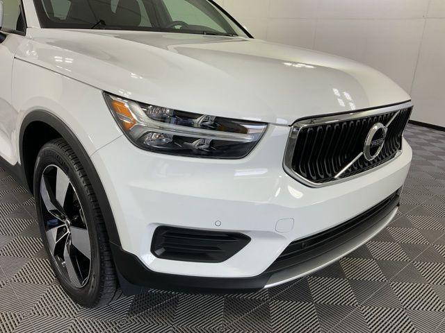 used 2020 Volvo XC40 car, priced at $25,940