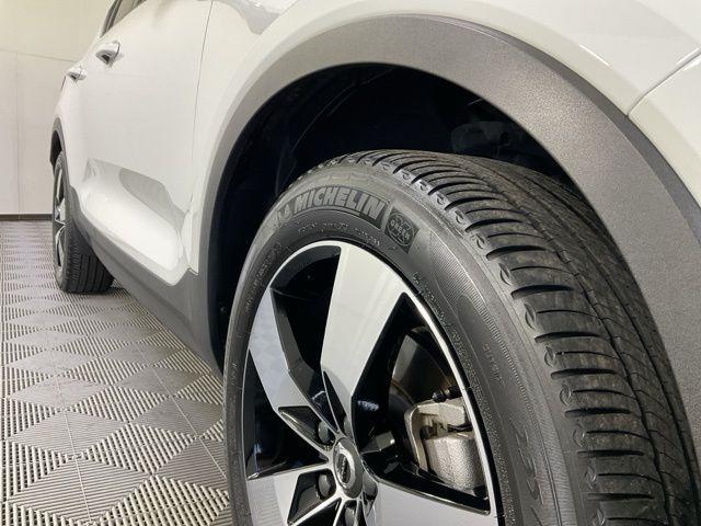 used 2020 Volvo XC40 car, priced at $25,940