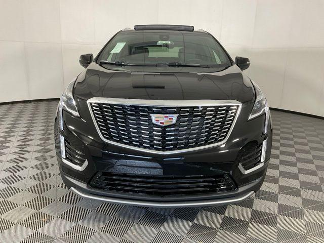 new 2025 Cadillac XT5 car, priced at $55,435