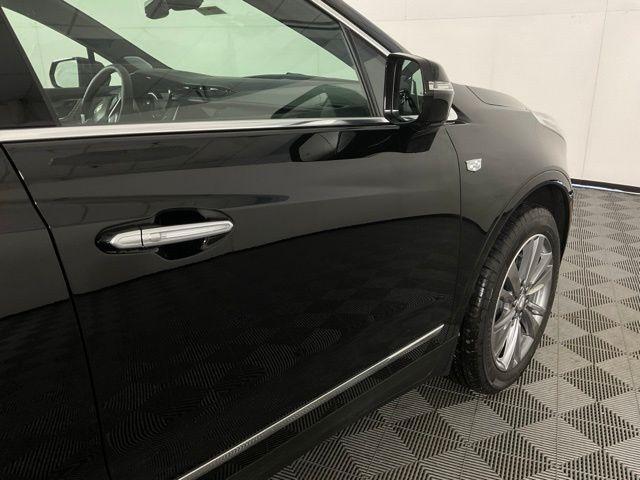 new 2025 Cadillac XT5 car, priced at $55,435