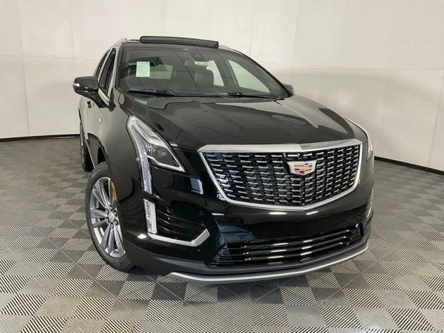 new 2025 Cadillac XT5 car, priced at $55,435