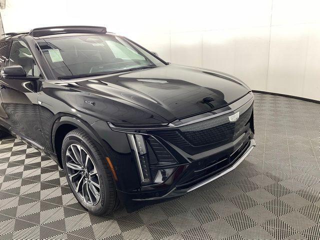 new 2025 Cadillac LYRIQ car, priced at $73,409