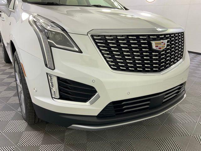 new 2025 Cadillac XT5 car, priced at $59,315