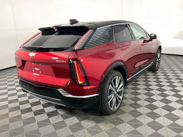 new 2025 Cadillac OPTIQ car, priced at $57,510