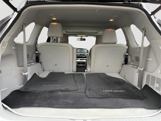 used 2015 Toyota Highlander car, priced at $19,500