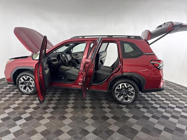 new 2025 Subaru Forester car, priced at $33,389