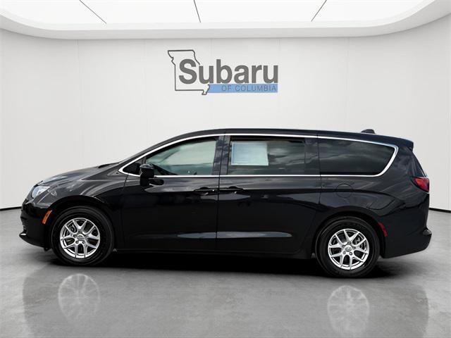 used 2017 Chrysler Pacifica car, priced at $12,600