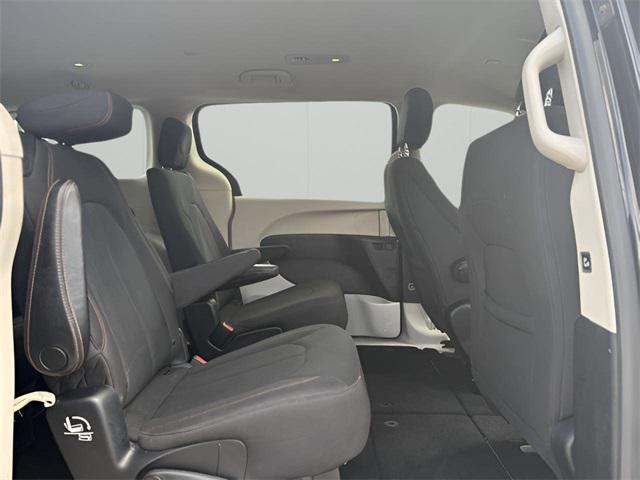used 2017 Chrysler Pacifica car, priced at $12,600