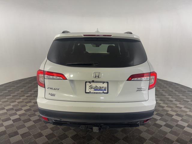 used 2022 Honda Pilot car, priced at $29,000