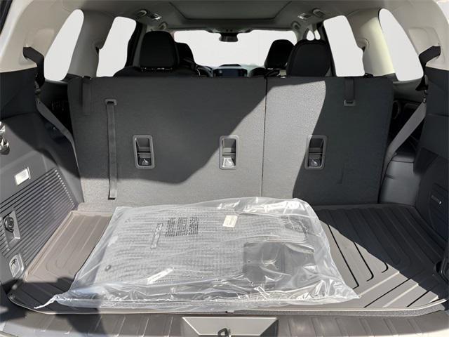 new 2025 Subaru Ascent car, priced at $50,177