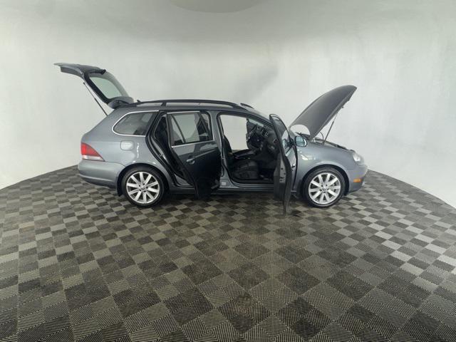 used 2013 Volkswagen Jetta SportWagen car, priced at $8,500