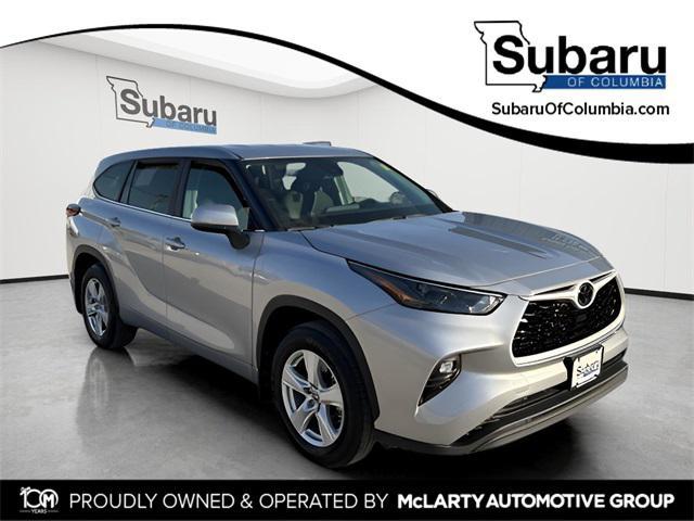 used 2023 Toyota Highlander car, priced at $35,000