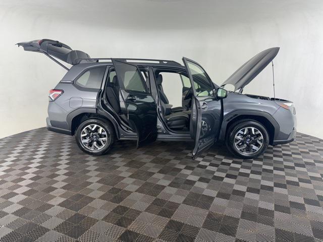 new 2025 Subaru Forester car, priced at $33,233