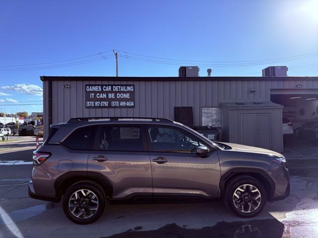 new 2025 Subaru Forester car, priced at $33,527