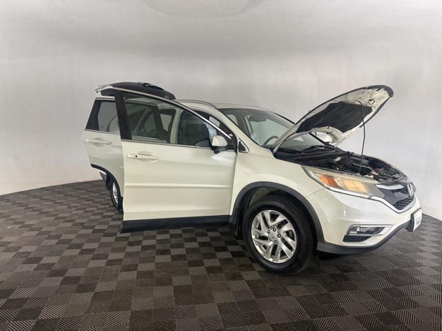 used 2015 Honda CR-V car, priced at $14,000