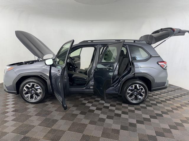 new 2025 Subaru Forester car, priced at $32,265