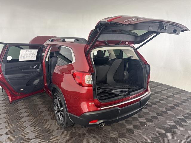 new 2025 Subaru Ascent car, priced at $45,495