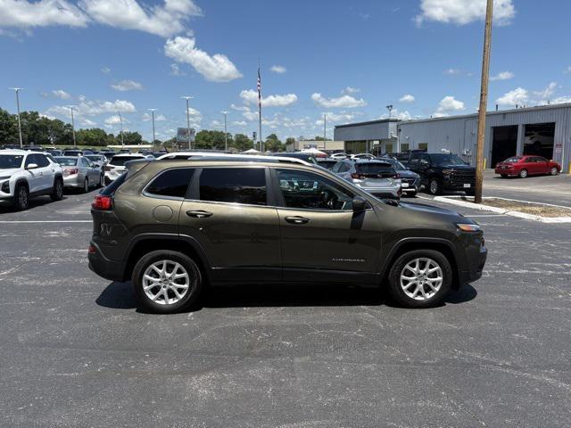 used 2015 Jeep Cherokee car, priced at $9,000