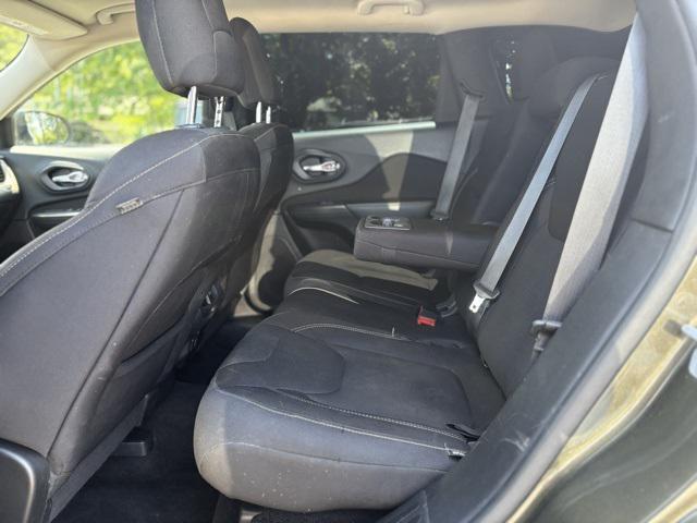 used 2015 Jeep Cherokee car, priced at $9,000
