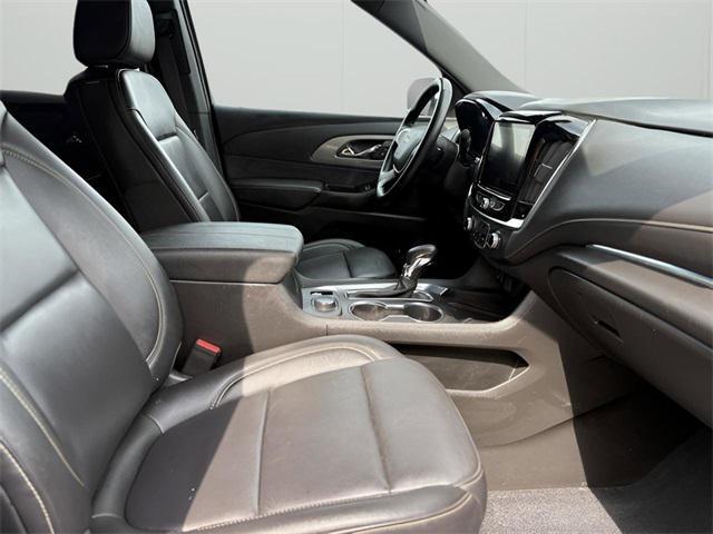 used 2023 Chevrolet Traverse car, priced at $25,800