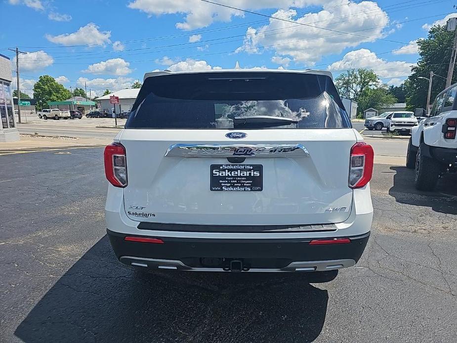 new 2024 Ford Explorer car, priced at $49,988