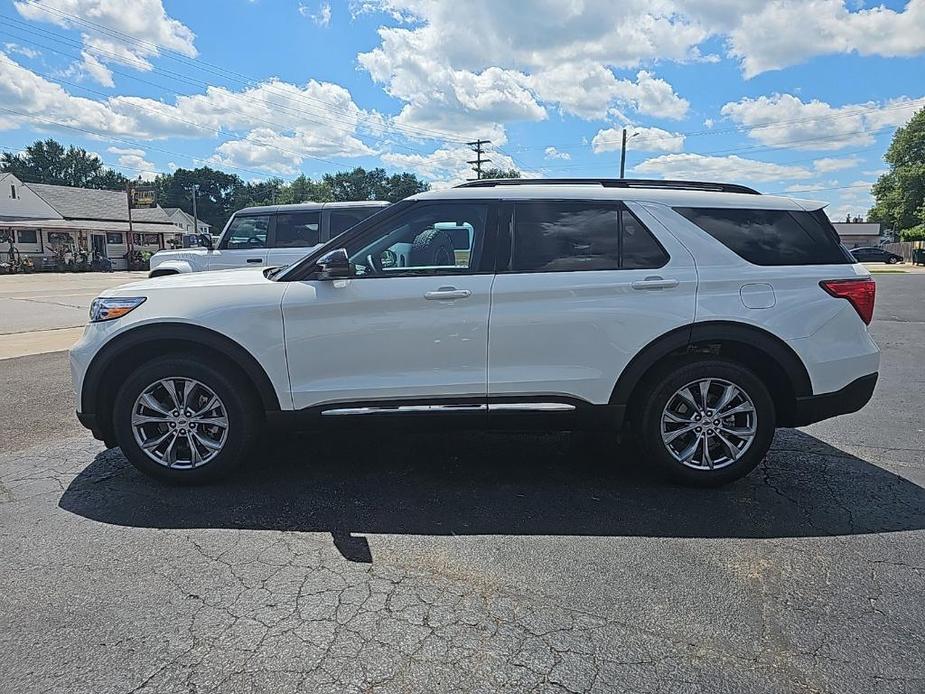 new 2024 Ford Explorer car, priced at $49,988