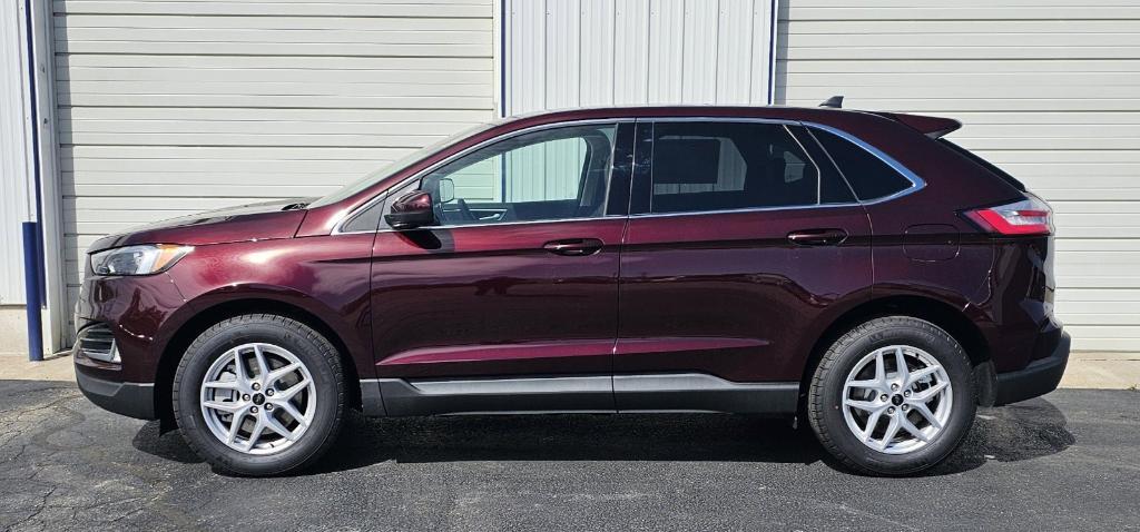 new 2024 Ford Edge car, priced at $43,588