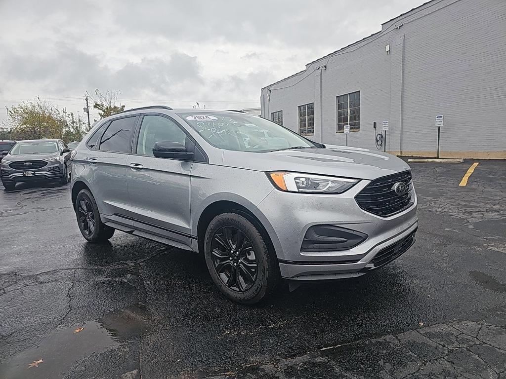 new 2024 Ford Edge car, priced at $40,378