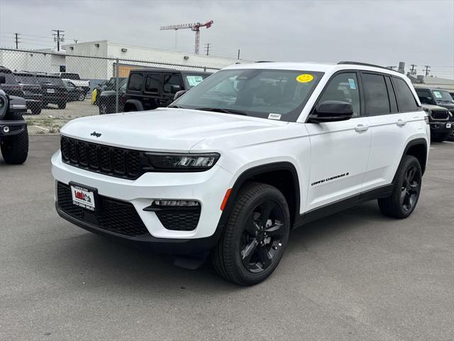 new 2025 Jeep Grand Cherokee car, priced at $43,398