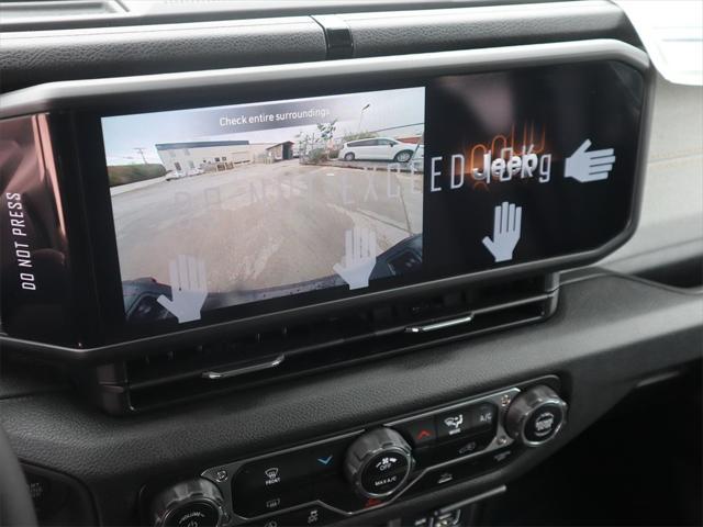 new 2025 Jeep Gladiator car, priced at $40,779