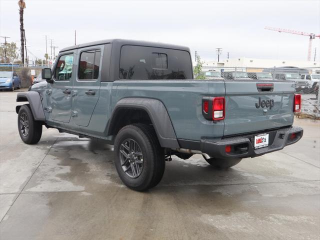 new 2025 Jeep Gladiator car, priced at $40,779