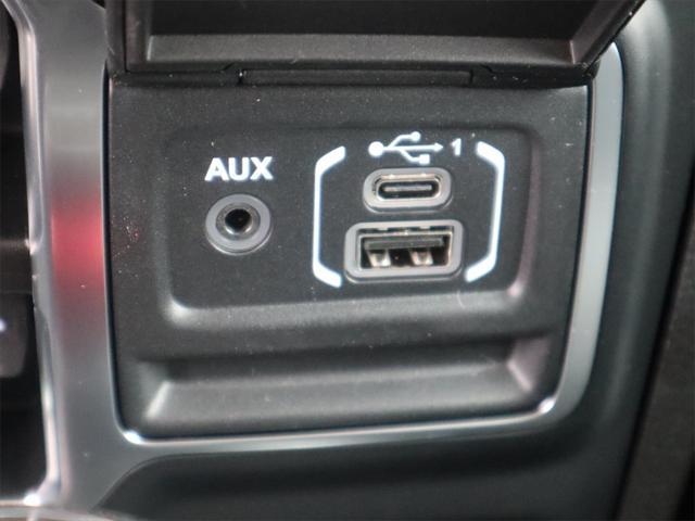 new 2025 Jeep Gladiator car, priced at $40,779