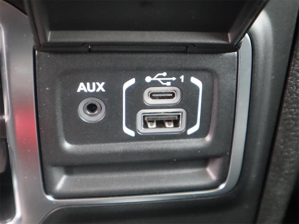 new 2025 Jeep Wrangler car, priced at $45,370