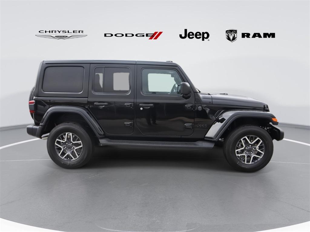 new 2025 Jeep Wrangler car, priced at $45,370