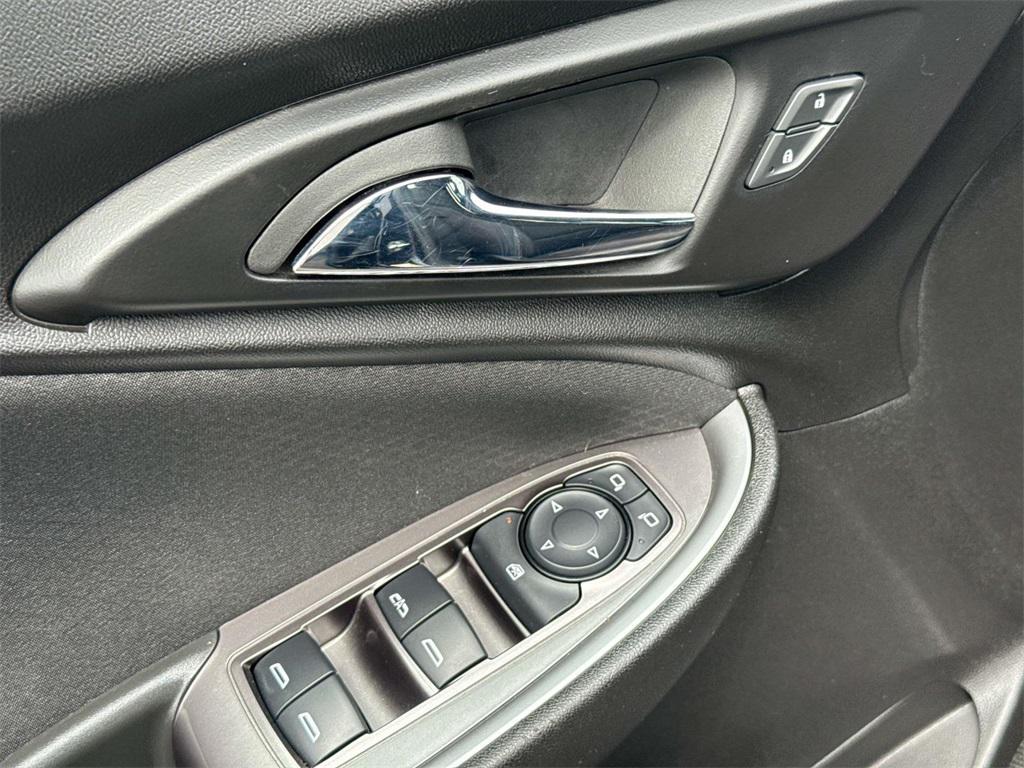 used 2023 Chevrolet Malibu car, priced at $14,865